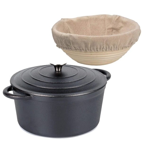 Oala de fonta natur 5 l + cosulet de ratan cu panza