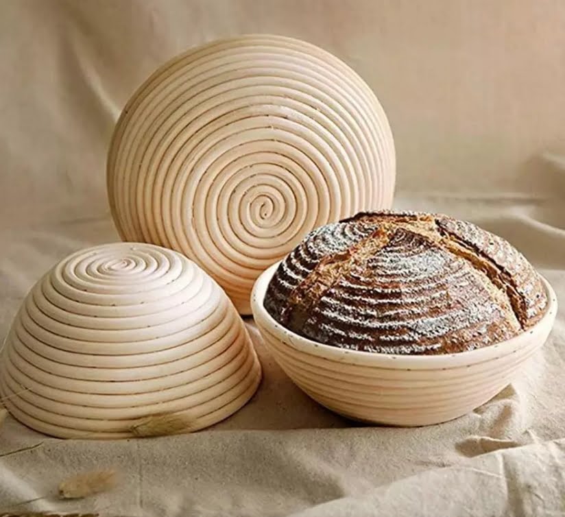 Coşuleţ din ratan  cu panza pentru prepararea pâinii rotund 25 cm