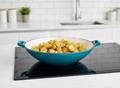 Wok fonta emailata 37 cm turcoaz