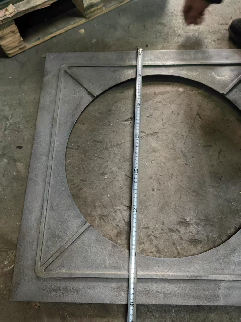 Plită fontă pătrată 70x70 cm cu 5 cercuri detașabile