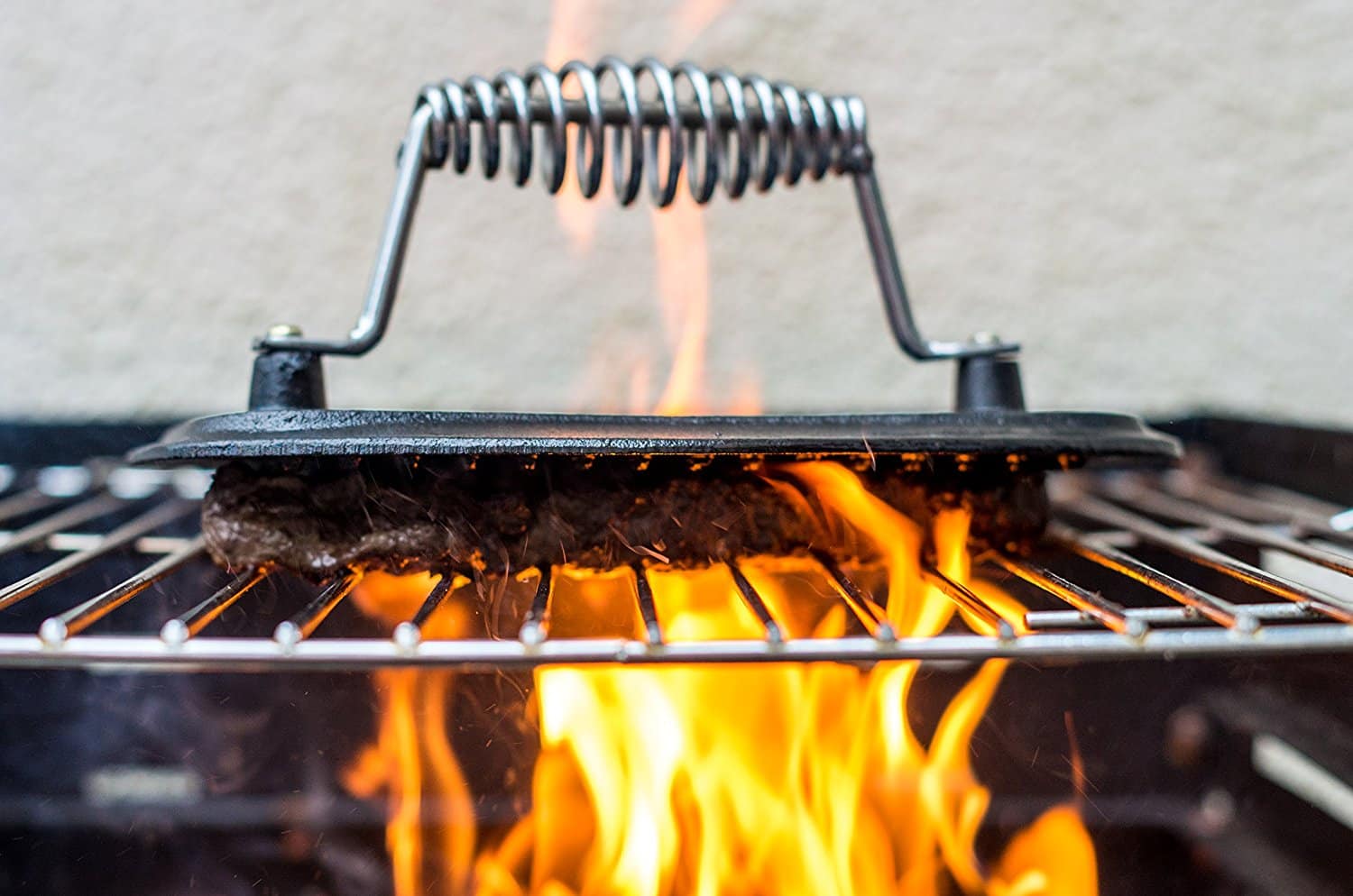 Presa din fonta pentru carne (grill)