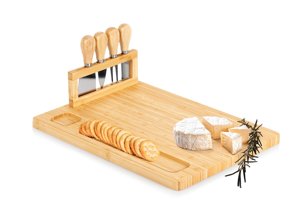 Set elegant pentru servirea brânzeturilor din bambus, cu 4 cuțite – 5 piese
