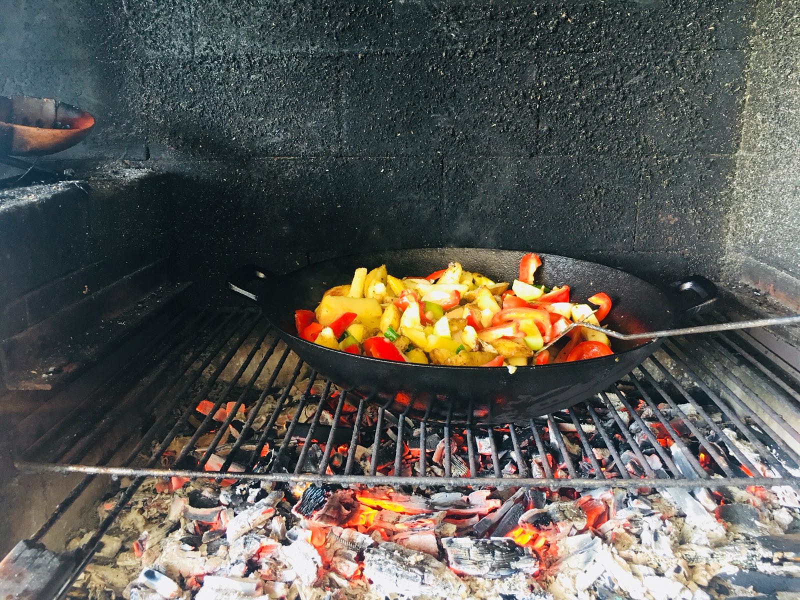 Wok din fonta 36.5 cm